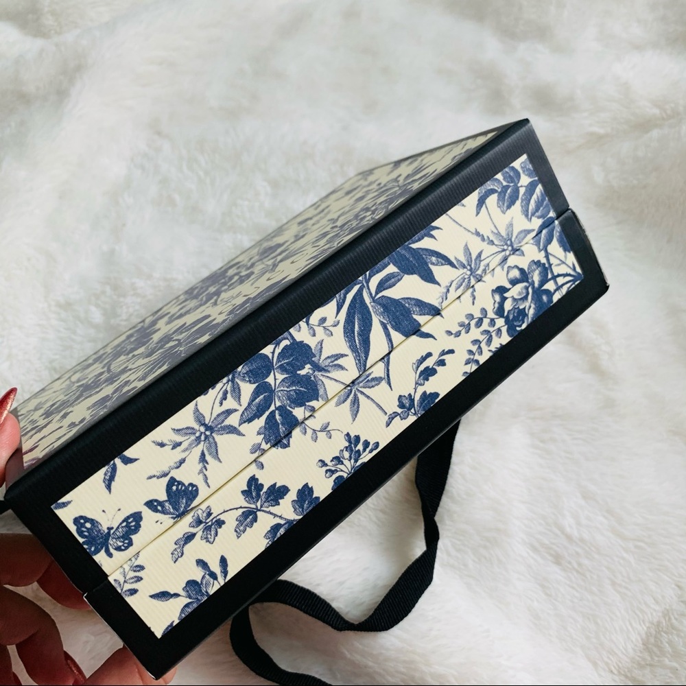 Gucci Gift Box π - Picture 4 of 7
